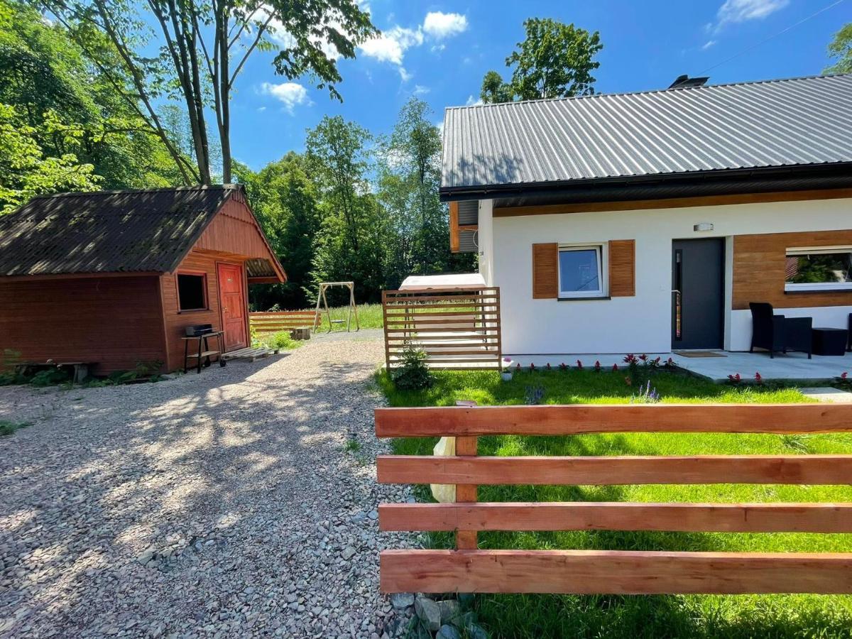 Domek Caloroczny Zagroda Mlynski Sułkowice Esterno foto