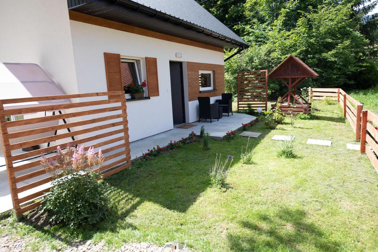 Domek Caloroczny Zagroda Mlynski Sułkowice Esterno foto